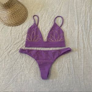 Benoa Embroidered Set